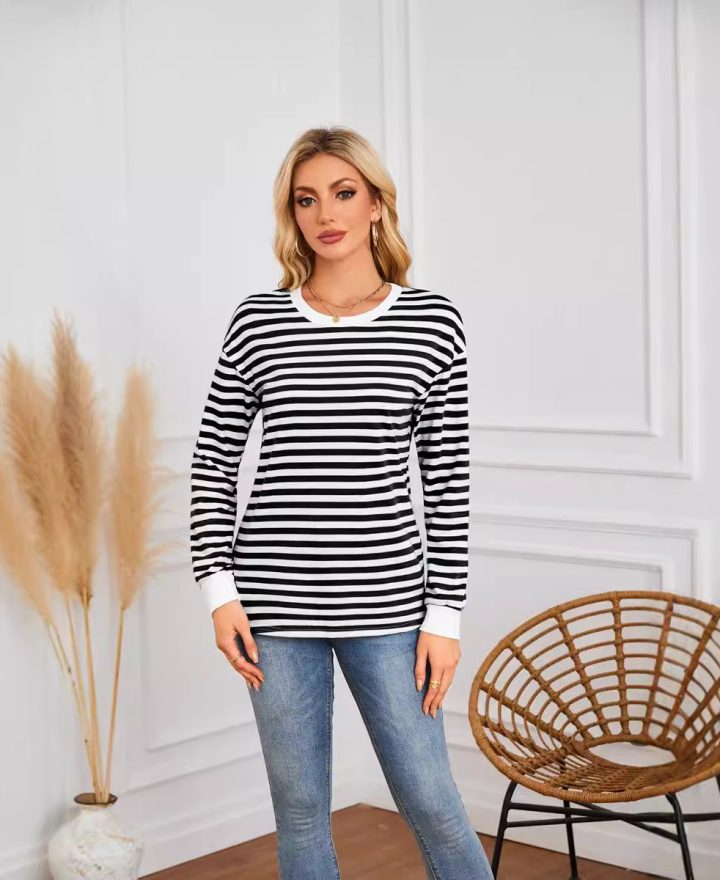 Patterned Round-Neck Long-Sleeve Casual Sweatshirt wholesale clothing product